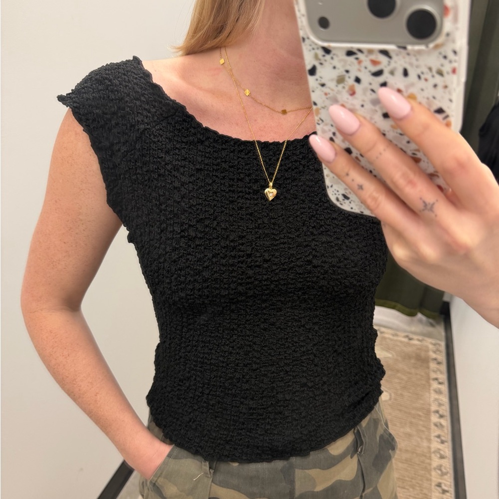 Elegant Black Textured Women's Tank Top